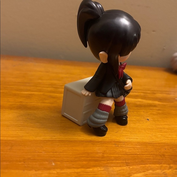 Vampire school girl Rolife - Picture 2 of 3